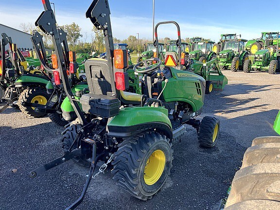 2017 John Deere 1023E Tractor