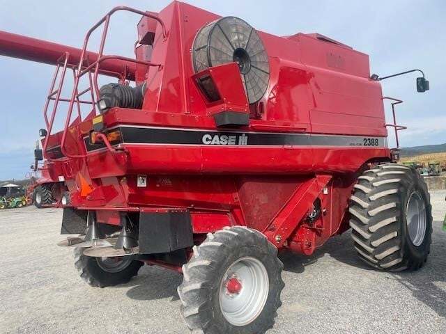 2004 Case IH 2388 Combine