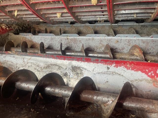 2004 Case IH 2388 Combine