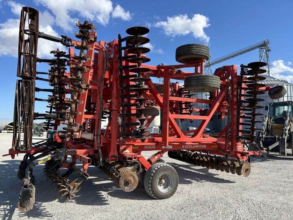 2013 Krause Excelerator 8000 Vertical Tillage
