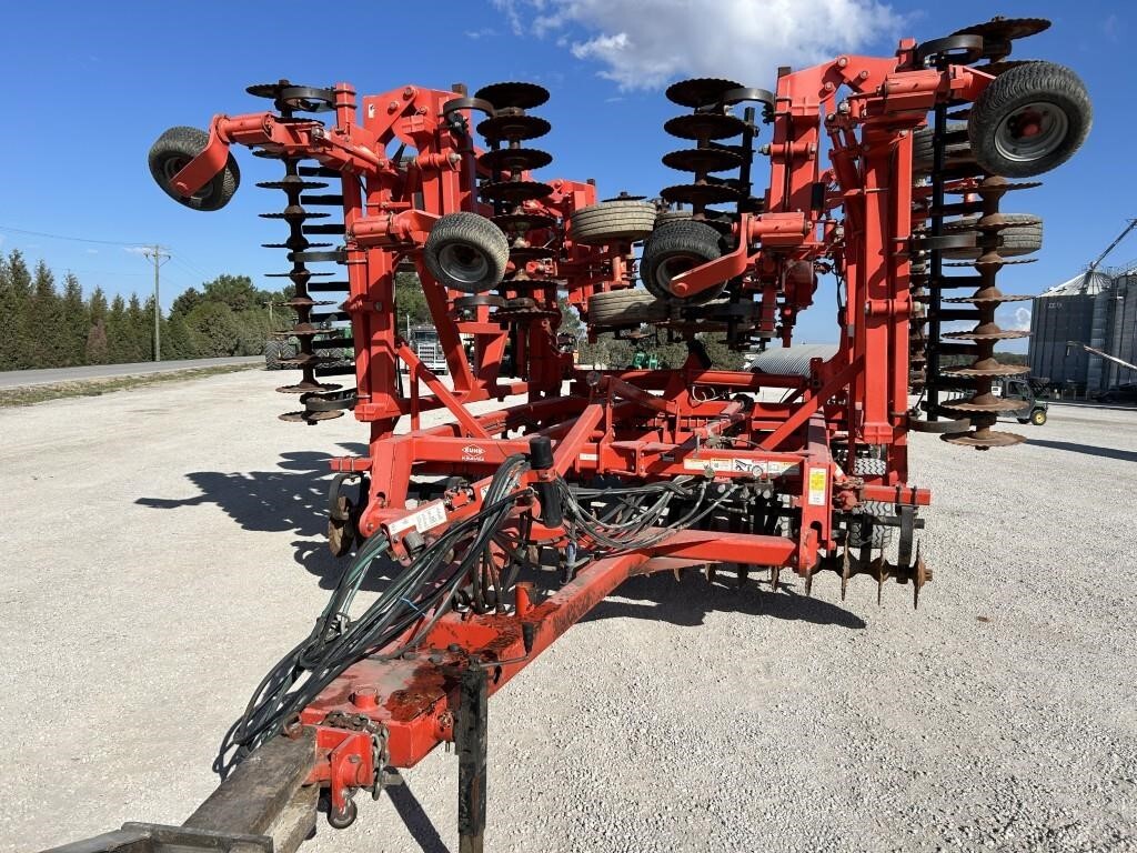 2013 Krause Excelerator 8000 Vertical Tillage