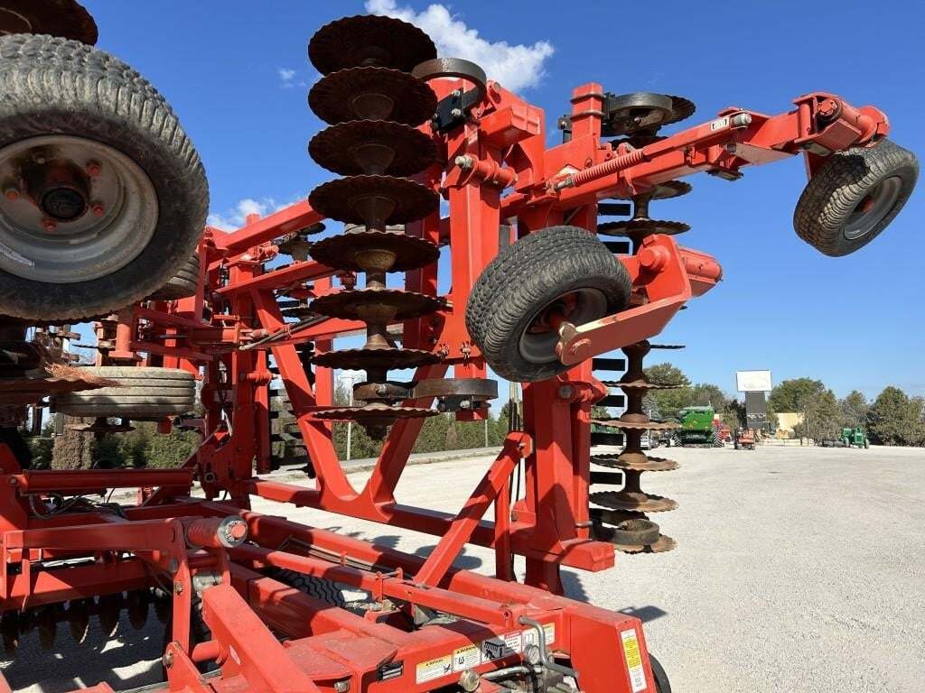 2013 Krause Excelerator 8000 Vertical Tillage