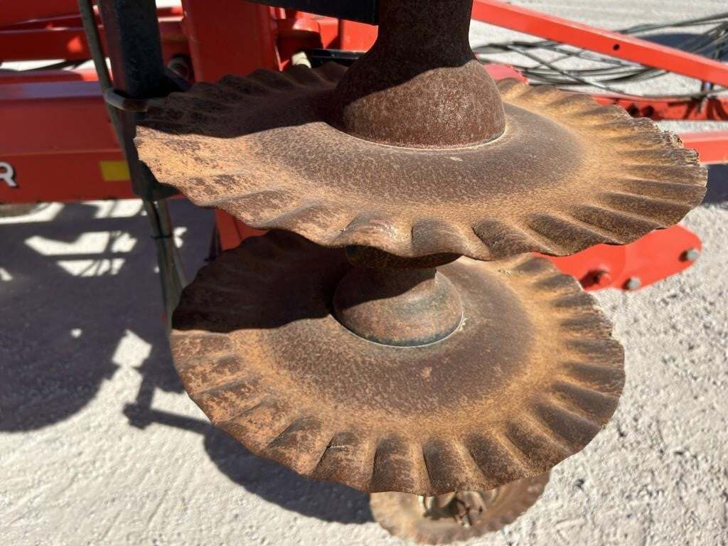 2013 Krause Excelerator 8000 Vertical Tillage
