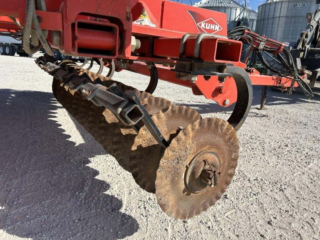 2013 Krause Excelerator 8000 Vertical Tillage