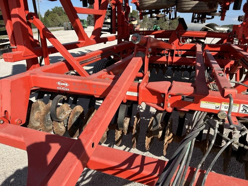 2013 Krause Excelerator 8000 Vertical Tillage