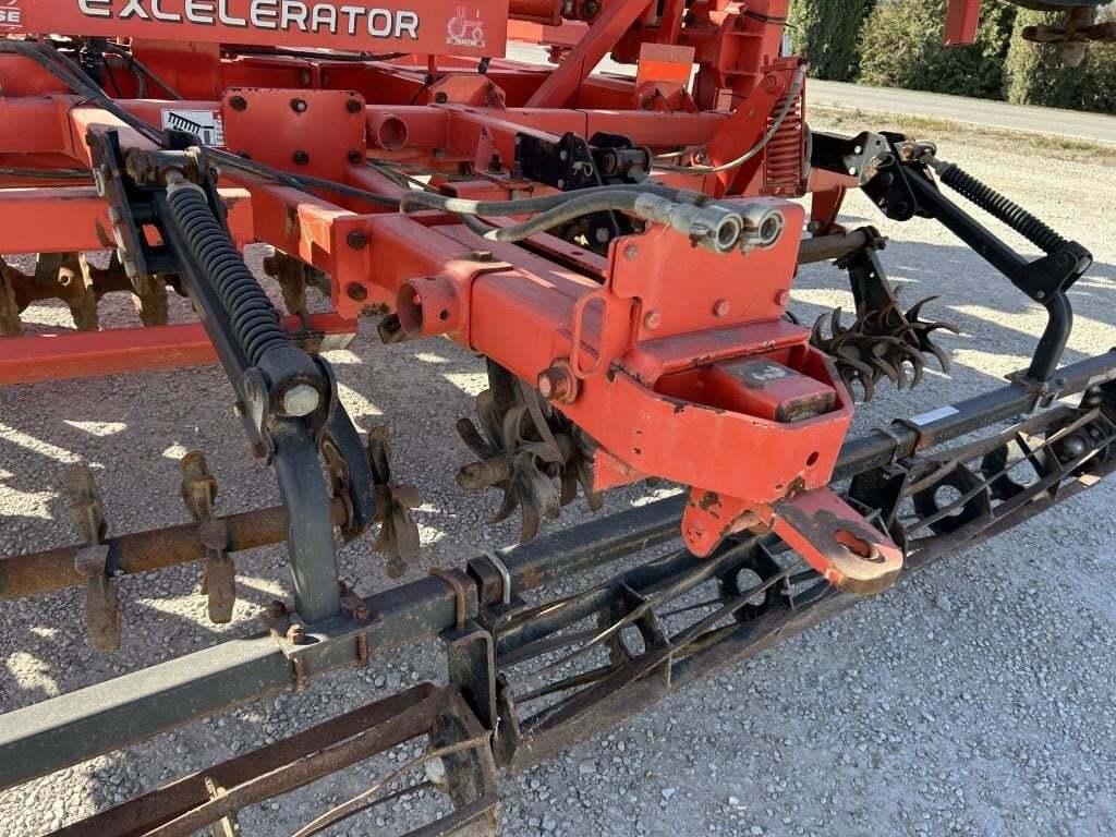 2013 Krause Excelerator 8000 Vertical Tillage