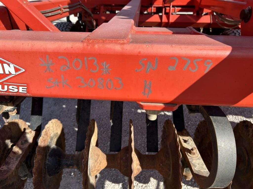2013 Krause Excelerator 8000 Vertical Tillage