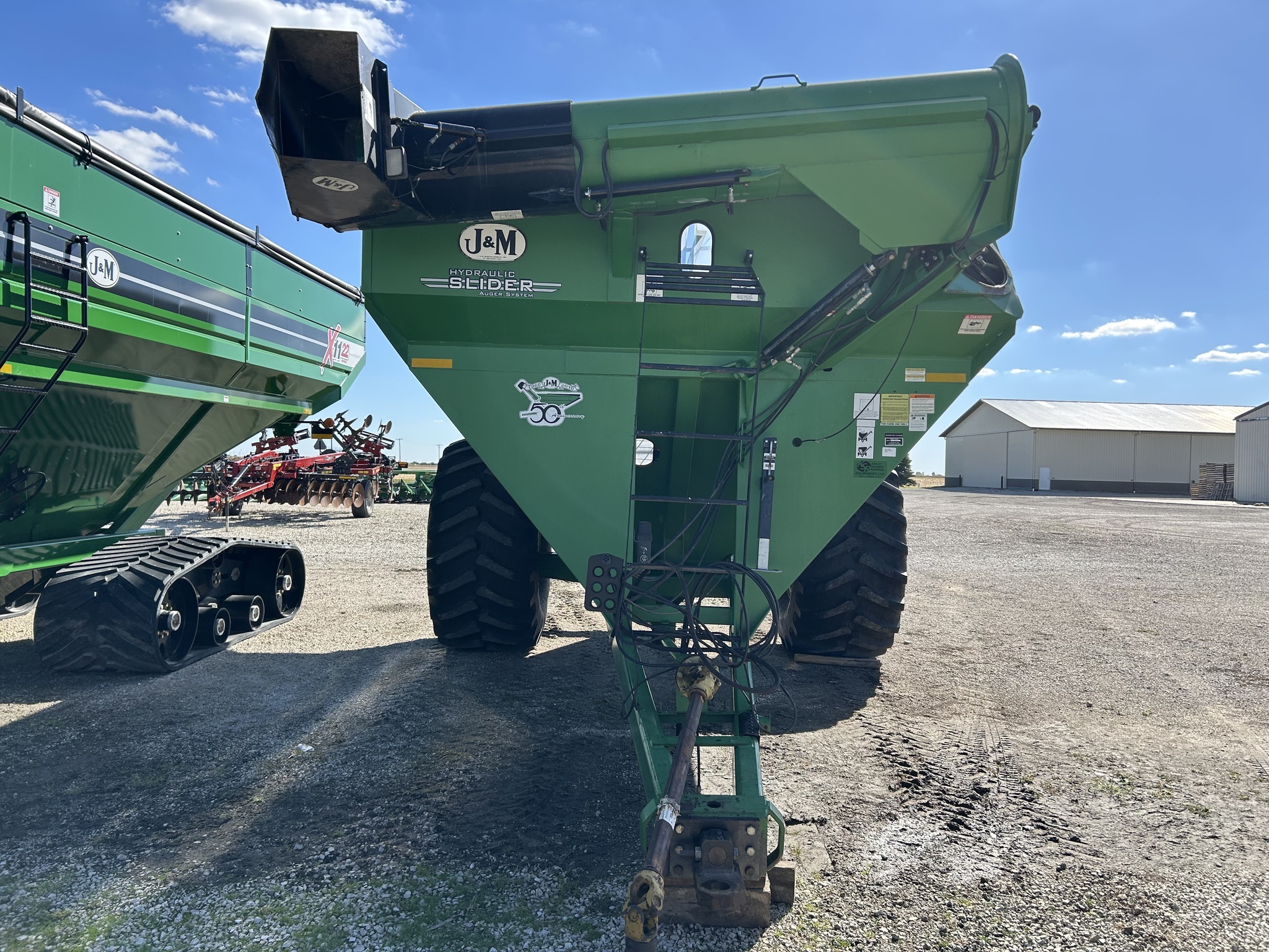 2010 J&M 1000-20 Grain Cart