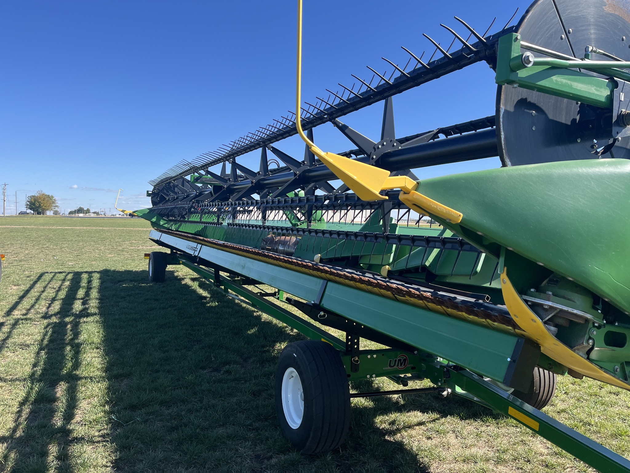 2015 John Deere 640FD Platform
