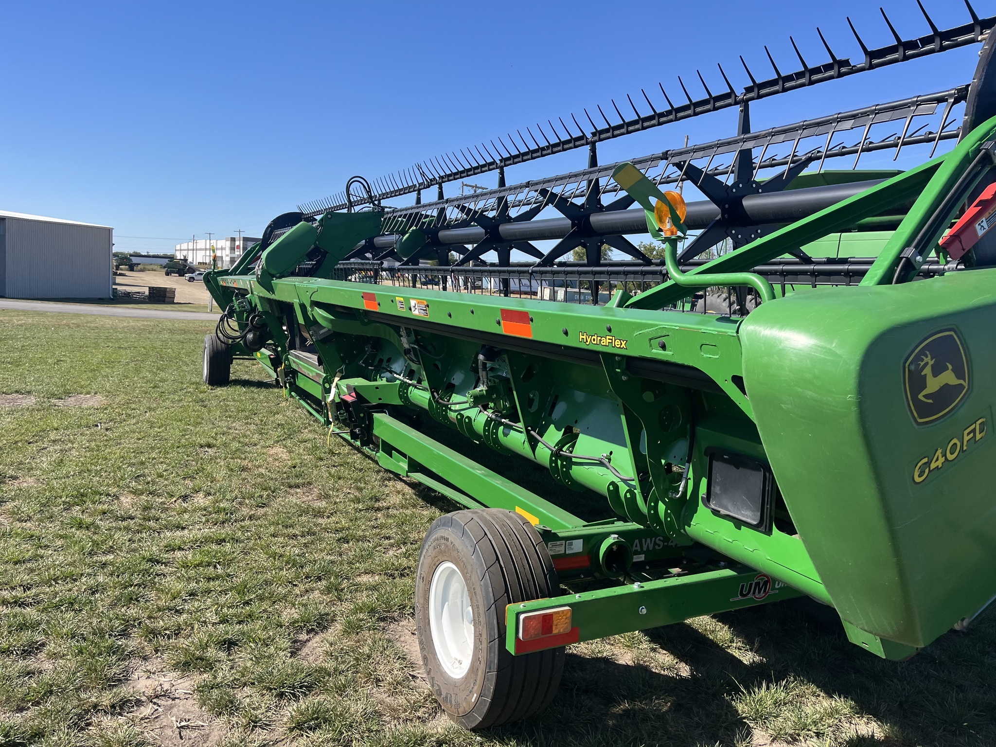 2015 John Deere 640FD Platform