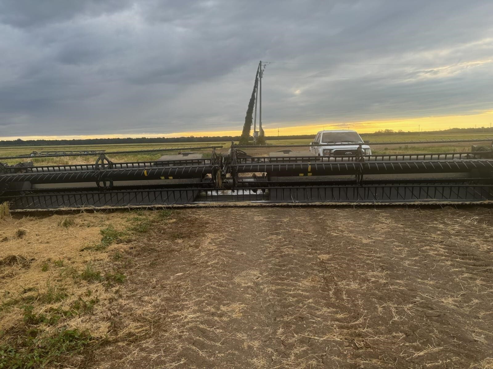 2015 MacDon FD75 Platform