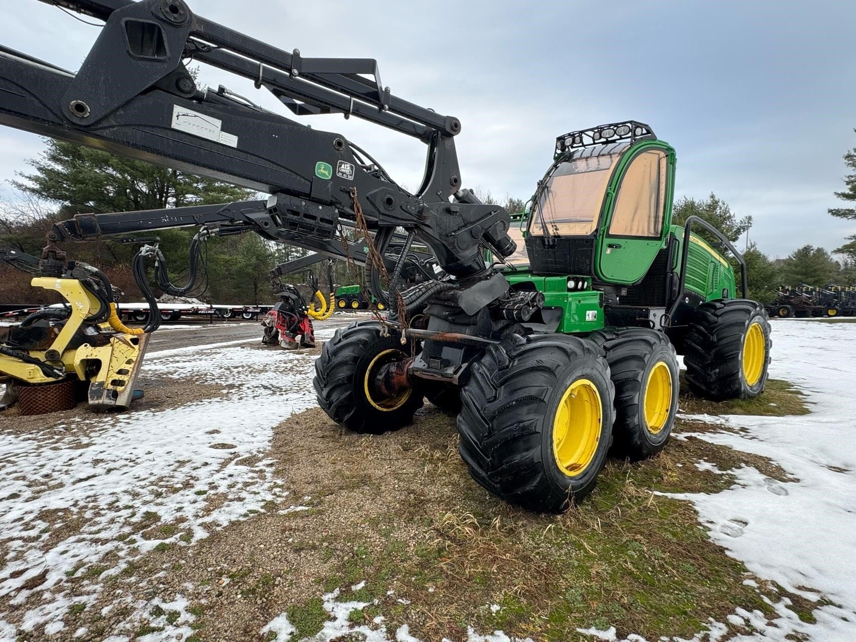 2016 Deere 1270E Forestry and Mining