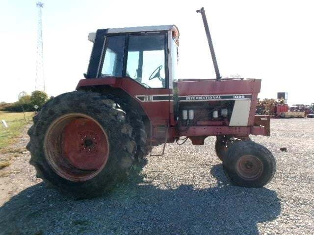 1976 International Harvester 1086 Tractor