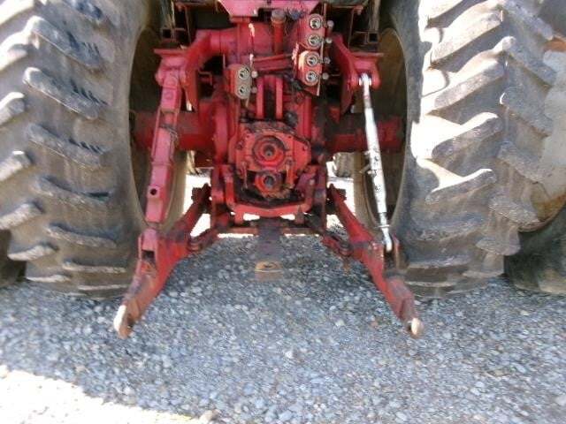 1976 International Harvester 1086 Tractor