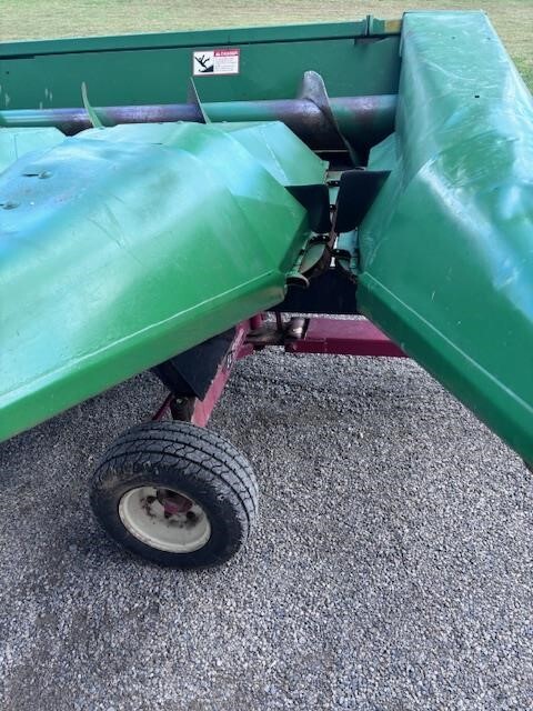  John Deere 844 Corn Head
