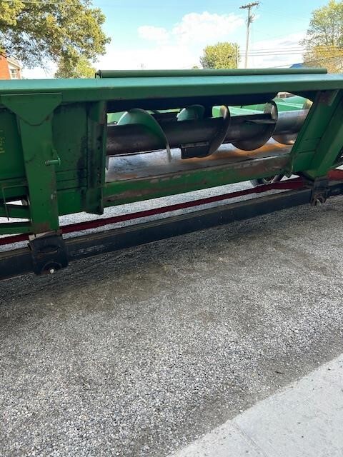  John Deere 844 Corn Head