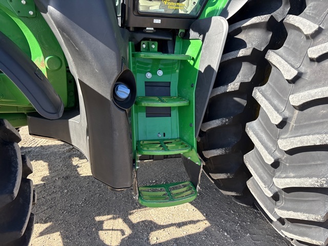 2023 John Deere 6R 175 Tractor