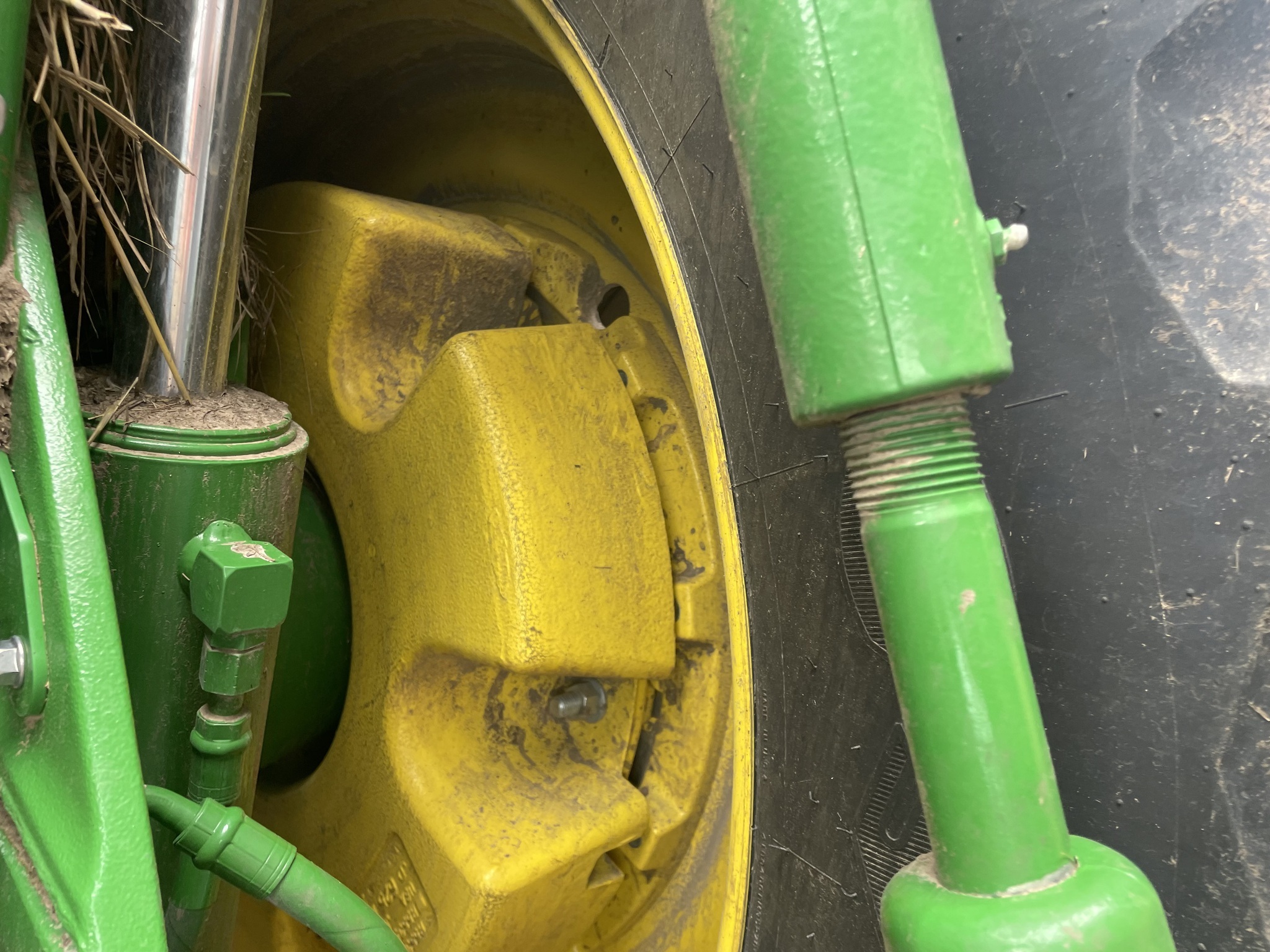 2025 John Deere 8R 370 Tractor