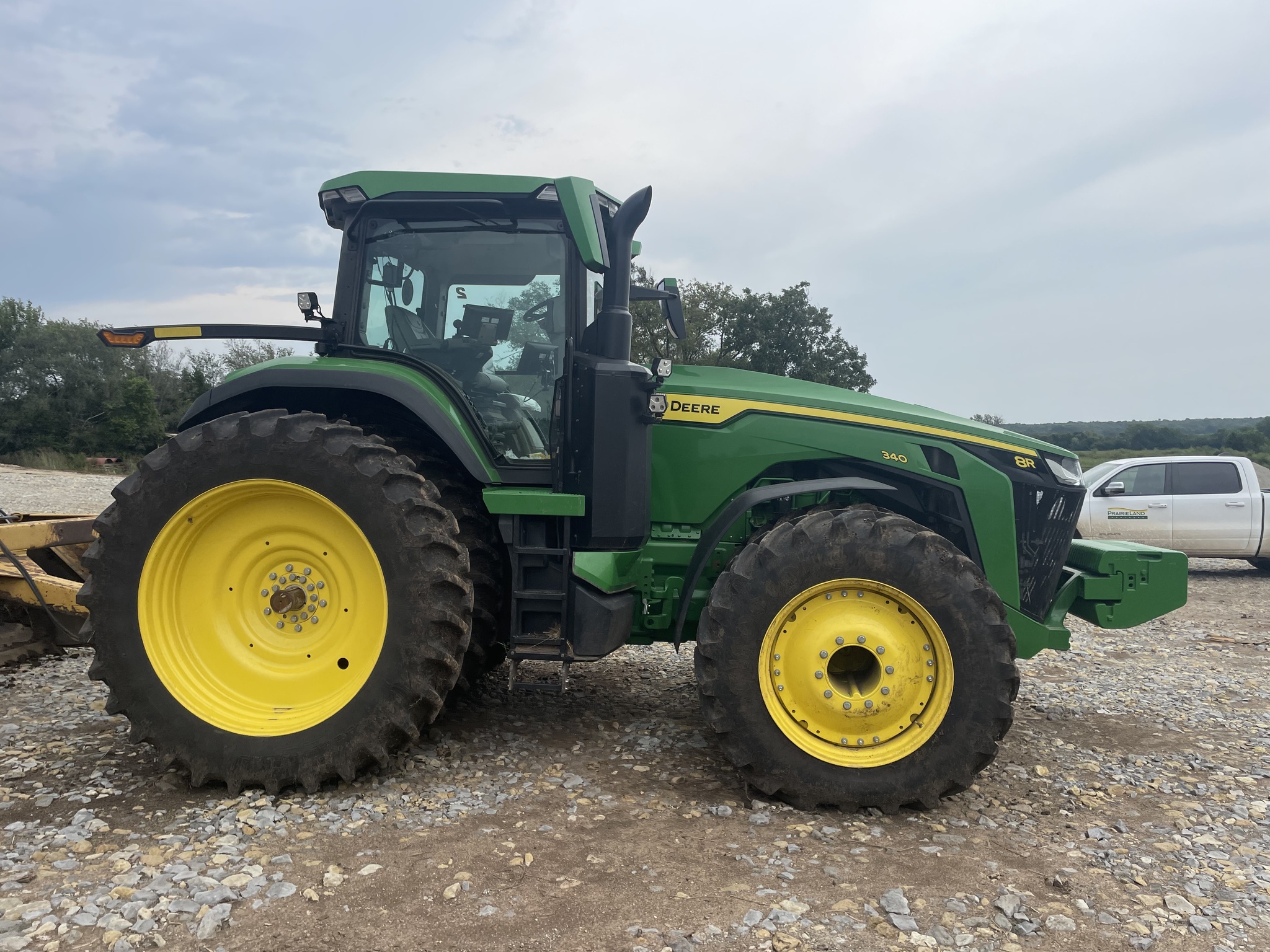 2025 John Deere 8R 340 Tractor