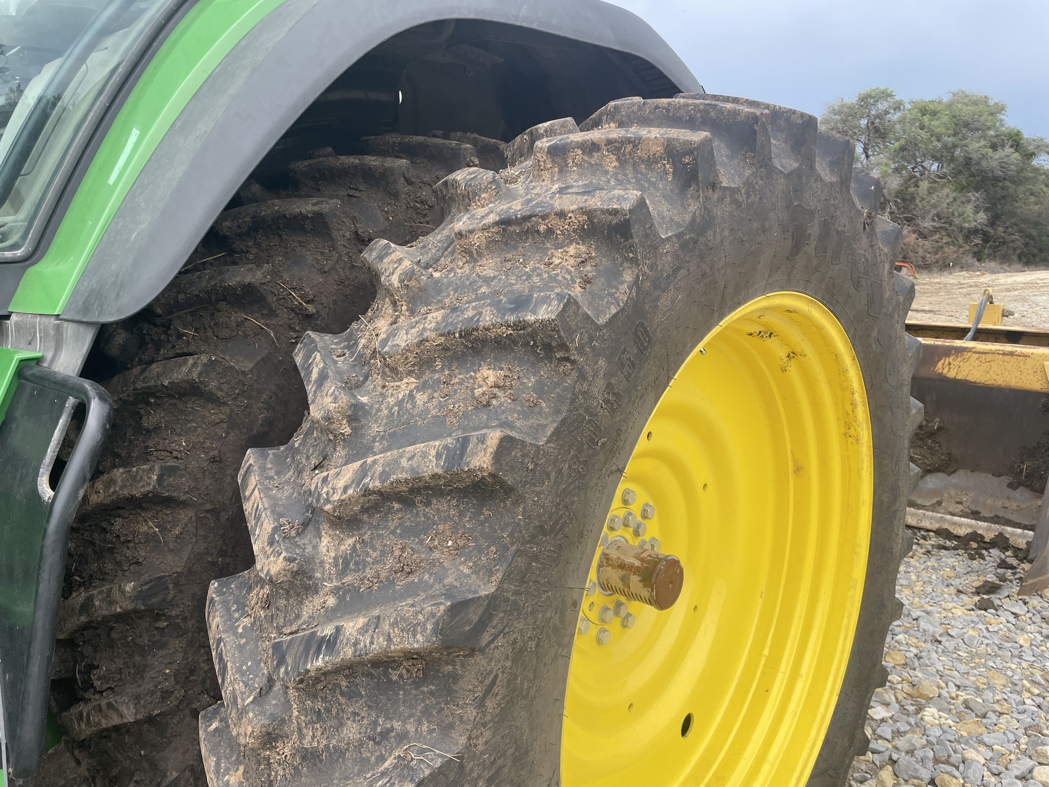 2025 John Deere 8R 340 Tractor