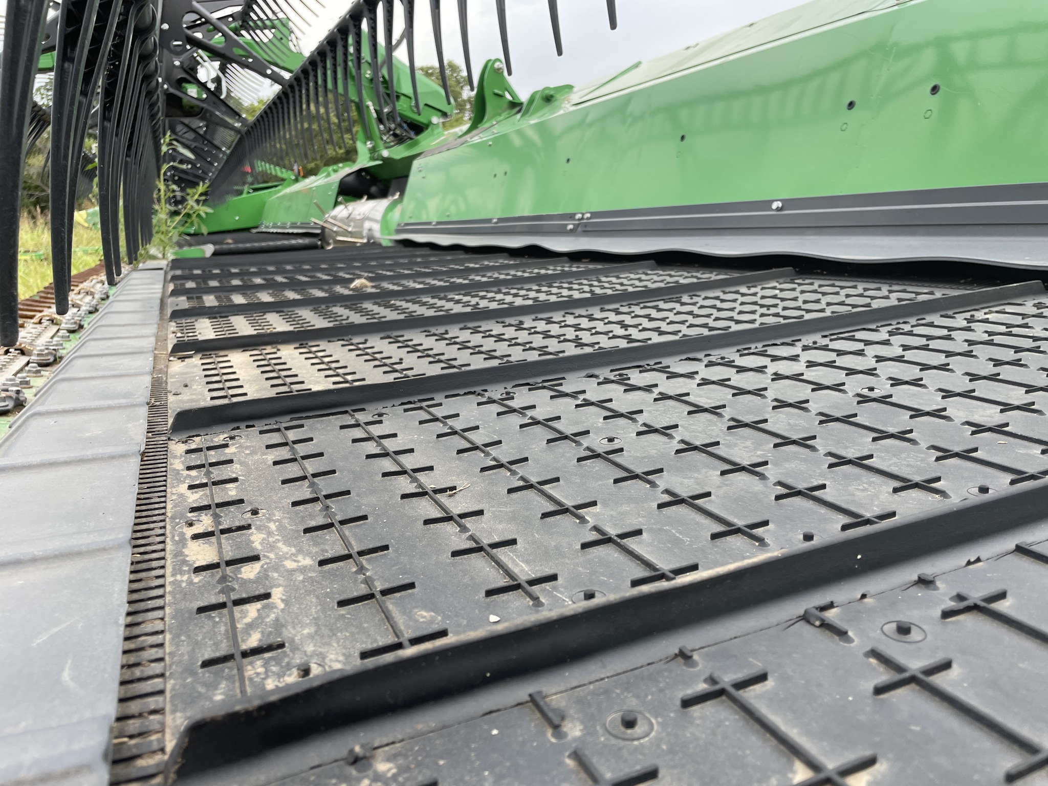 2024 John Deere HD40F Platform