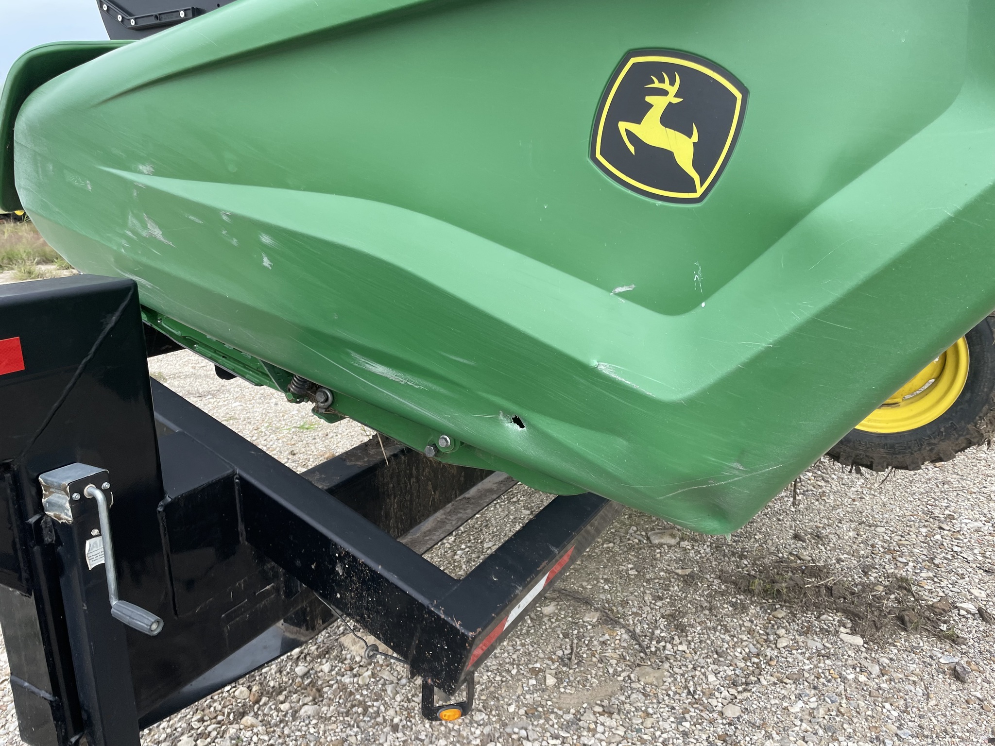 2024 John Deere HD40F Platform