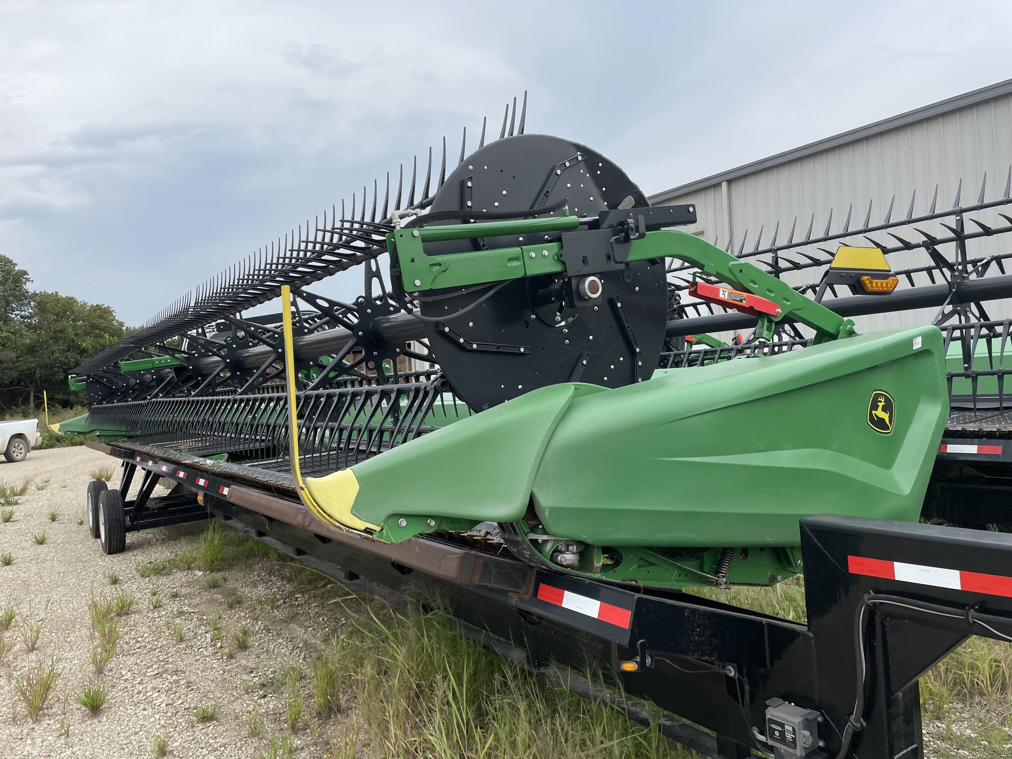 2024 John Deere HD40F Platform