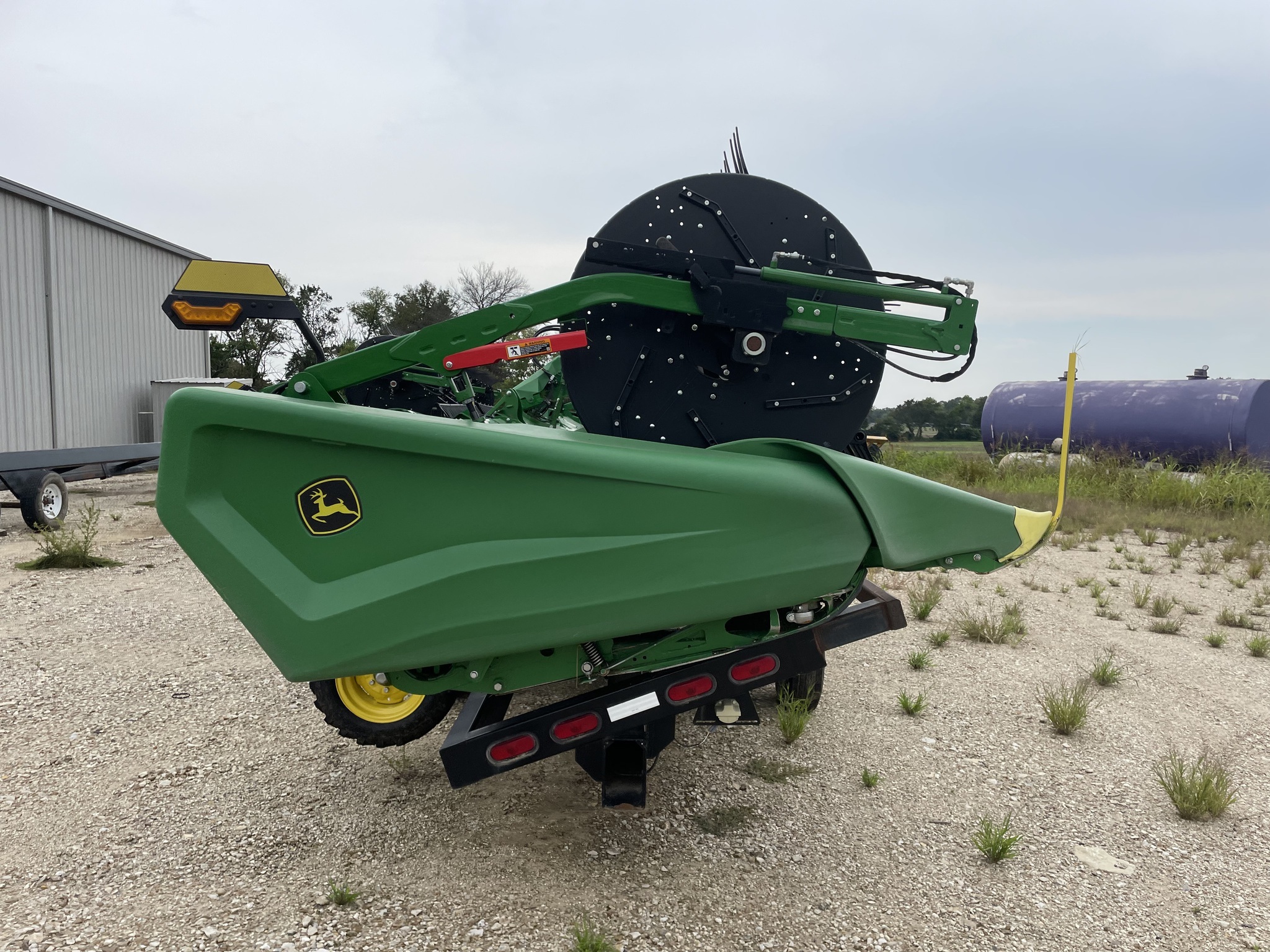 2024 John Deere HD40F Platform