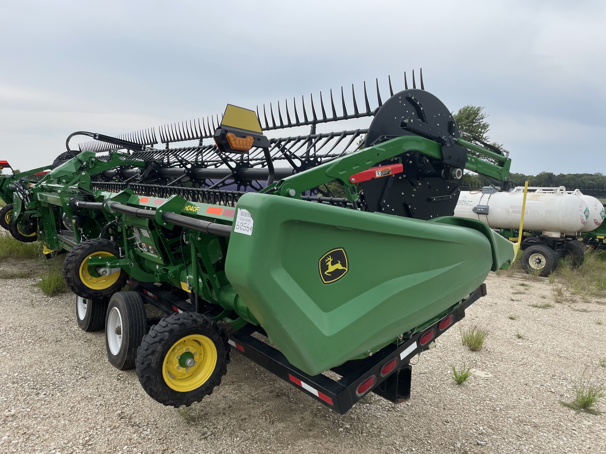 2024 John Deere HD40F Platform