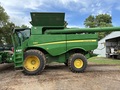 2012 John Deere S680 Combine