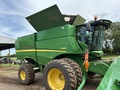 2012 John Deere S680 Combine