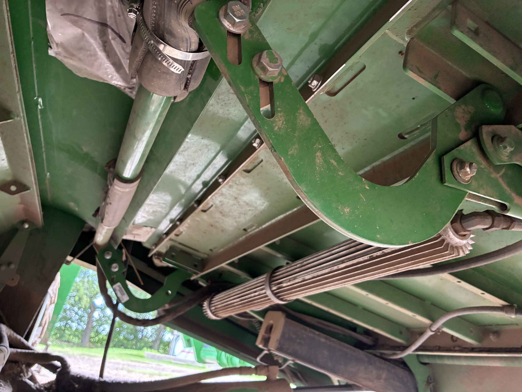 2012 John Deere S680 Combine