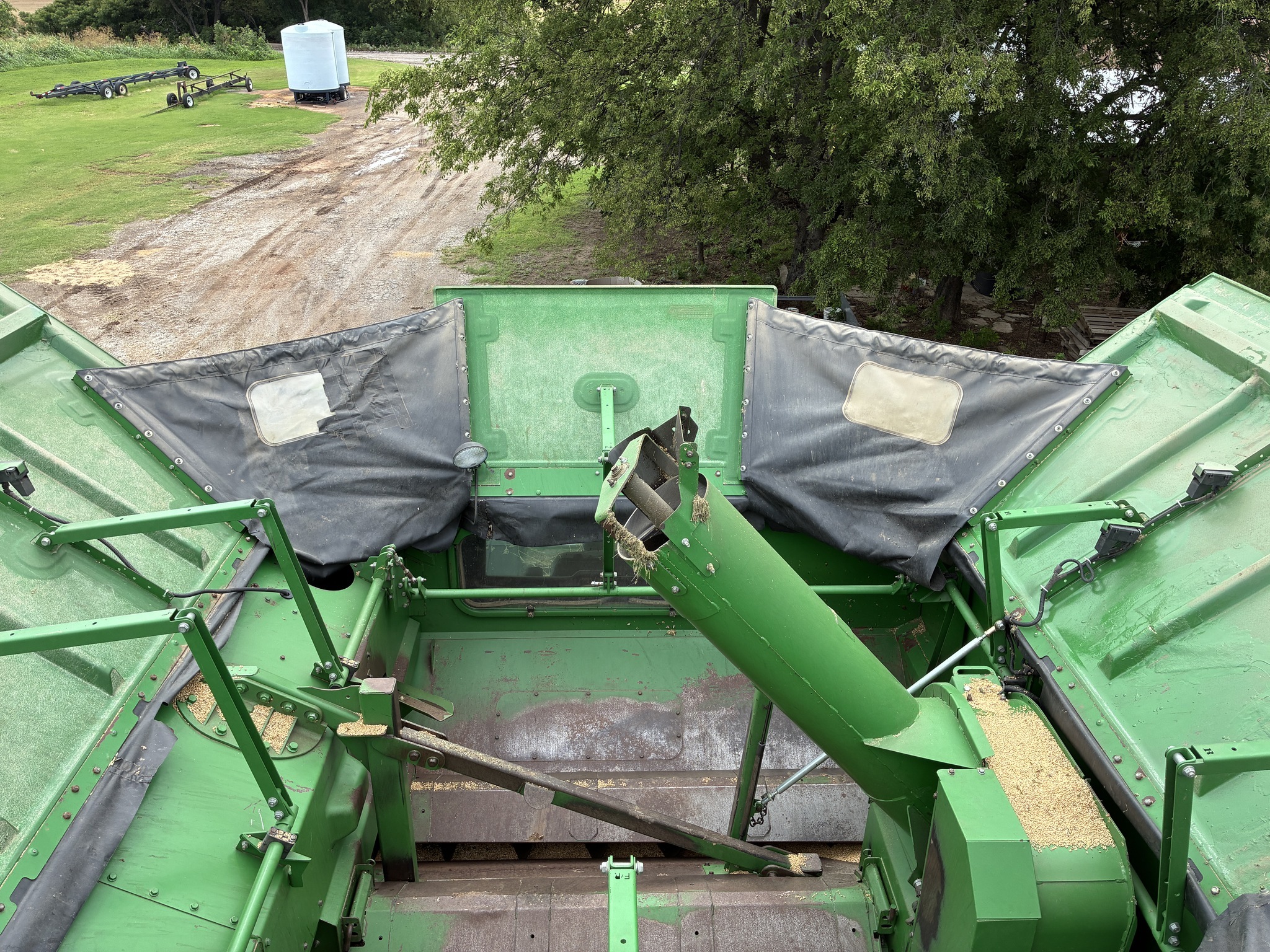 2012 John Deere S680 Combine