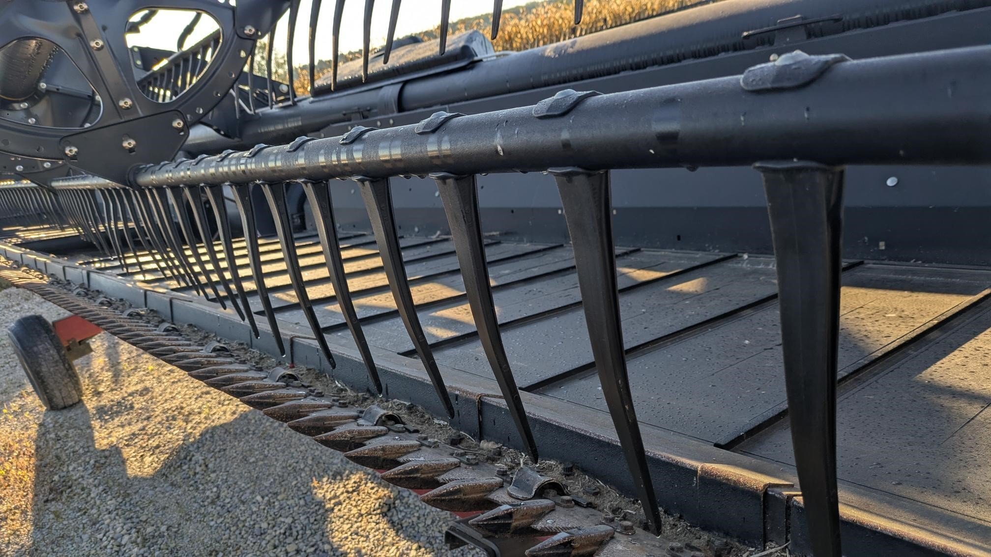 2017 MacDon FD75 Platform