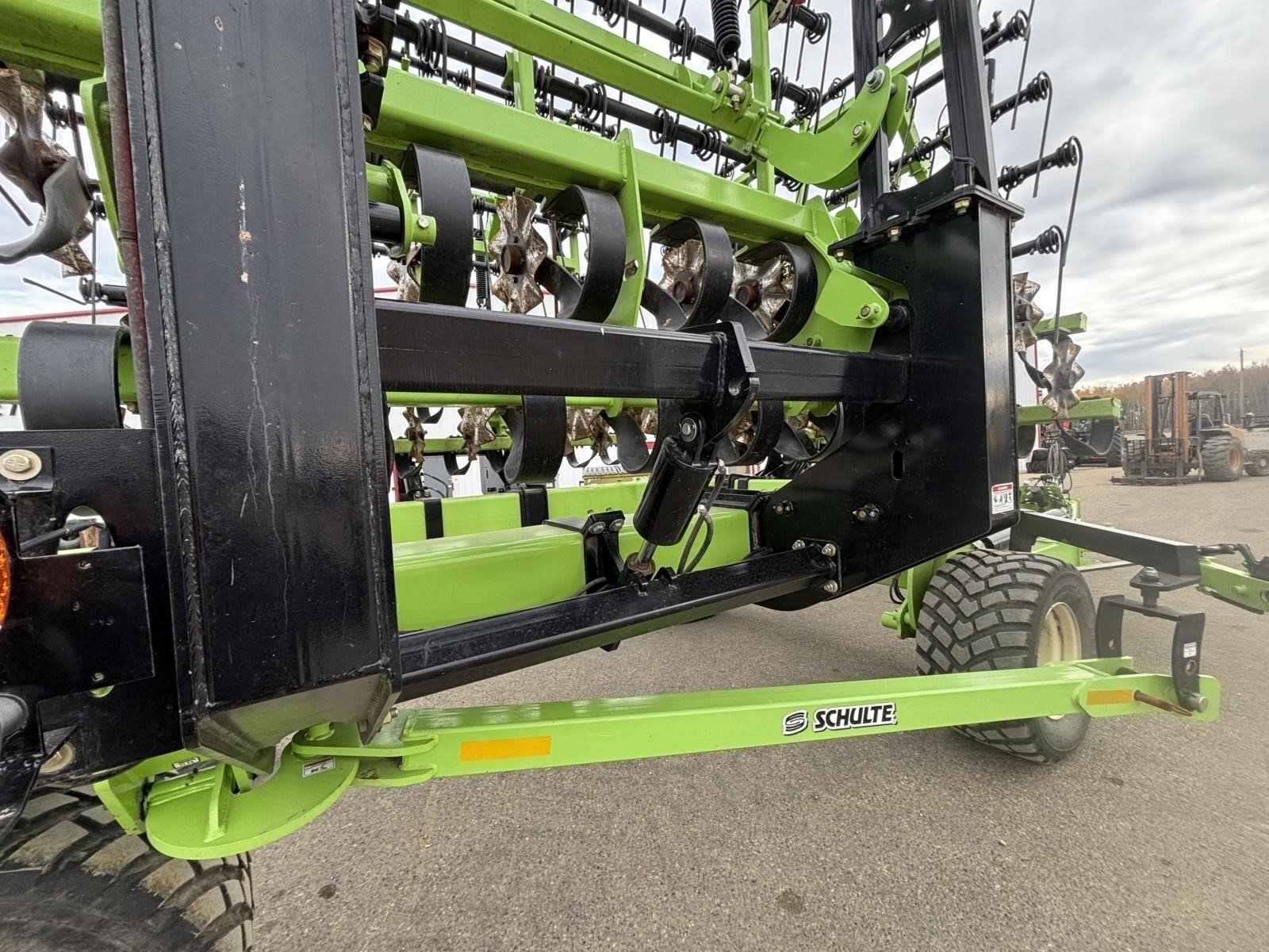 2021 Schulte DHX360 Disk