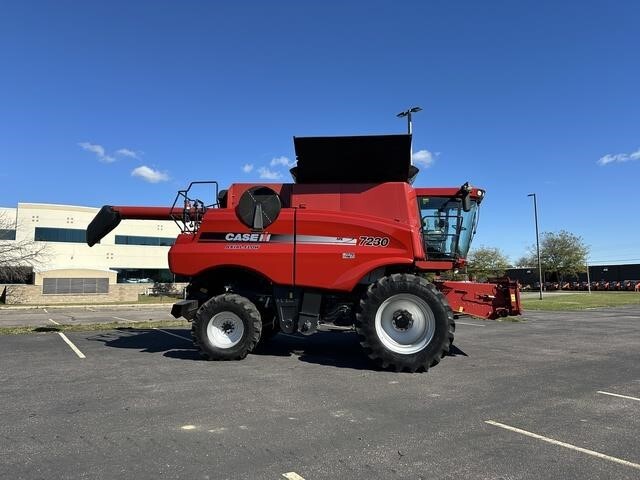 2012 Case IH 7230 Combine