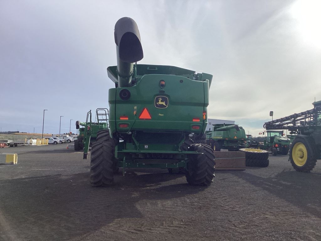 2020 John Deere S780 Combine