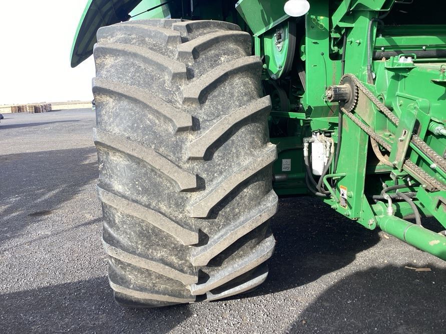 2020 John Deere S780 Combine