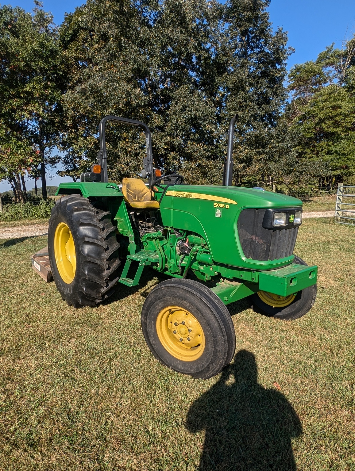2014 John Deere 5055D Tractor