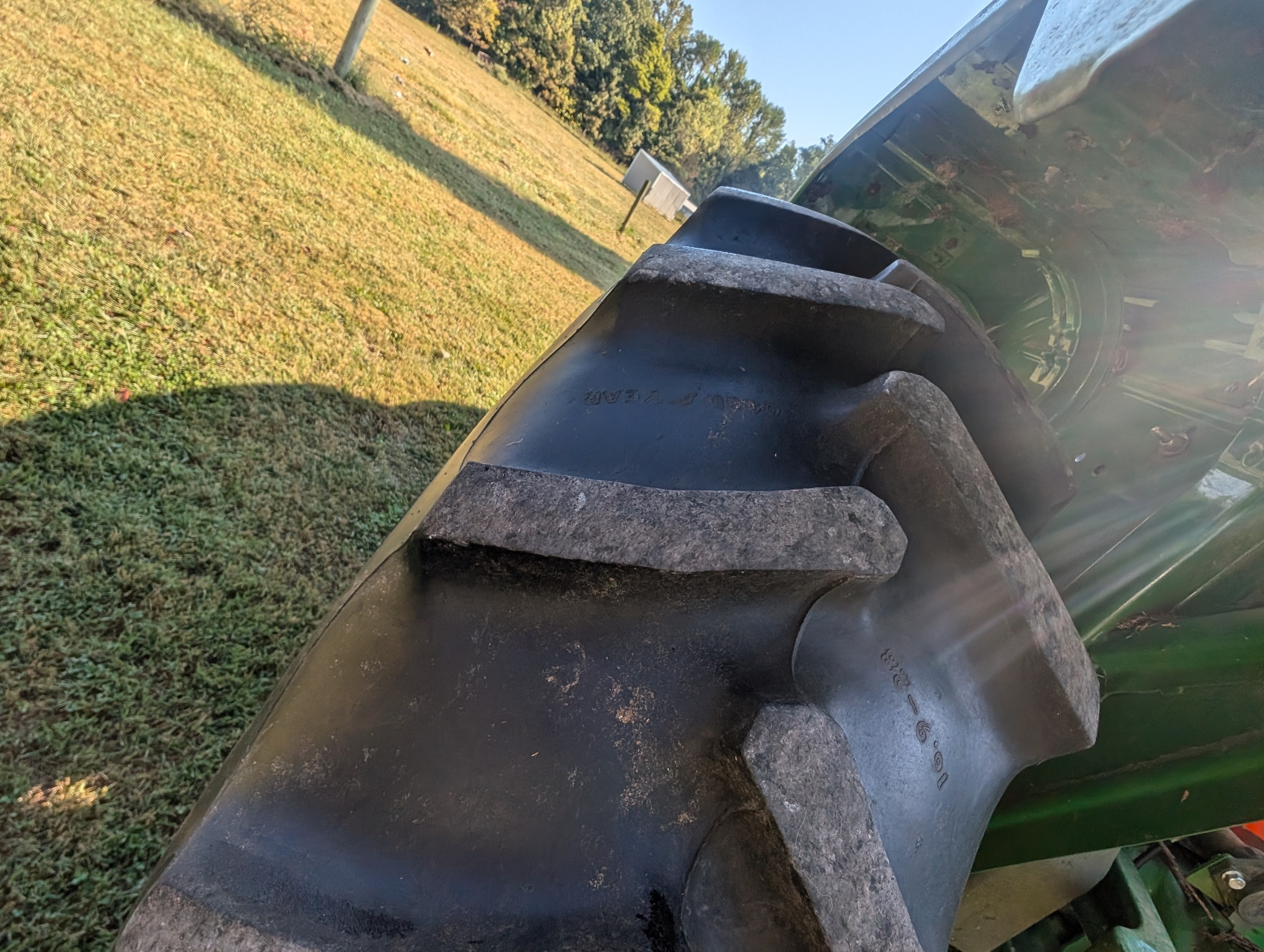 2014 John Deere 5055D Tractor