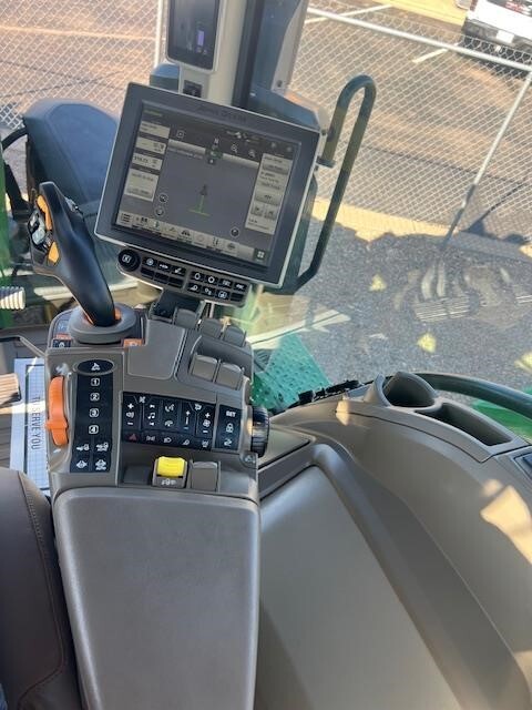 2021 John Deere 8R 310 Tractor