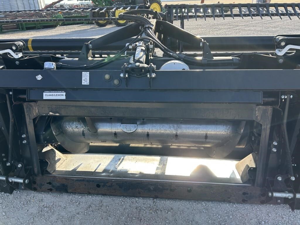 2018 MacDon FD140 Platform