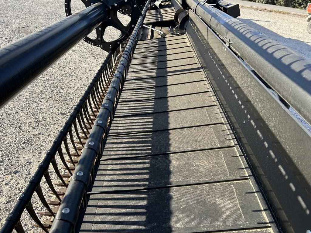 2018 MacDon FD140 Platform