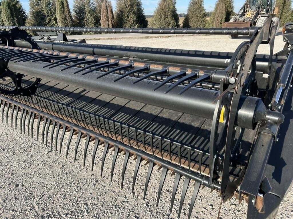 2018 MacDon FD140 Platform