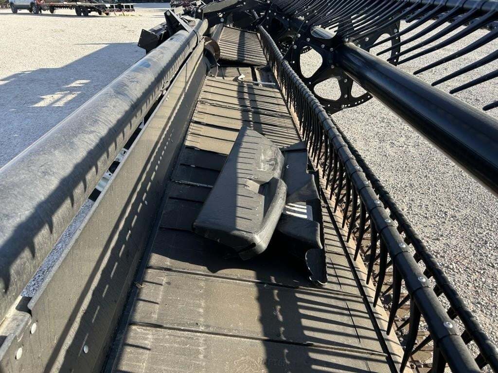 2018 MacDon FD140 Platform