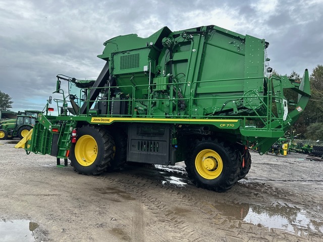 2024 John Deere CP770 Cotton Equipment