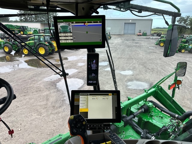 2024 John Deere CP770 Cotton Equipment