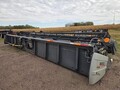 2011 Gleaner 8200 Platform