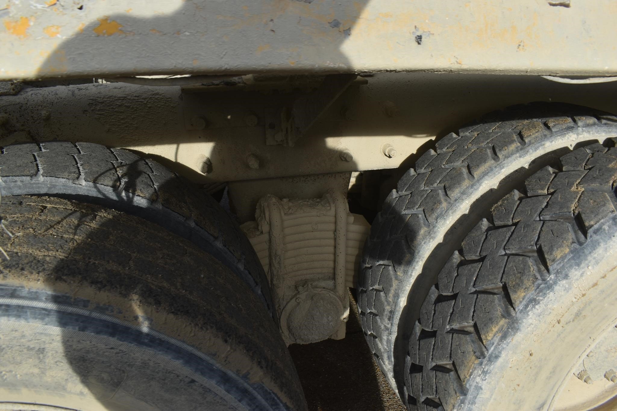 2009 Mack GRANITE GU813 Semi Trucks/Trailer