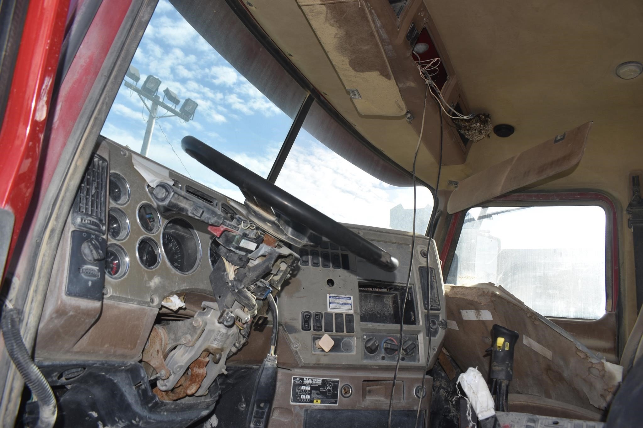 2009 Mack GRANITE GU813 Semi Trucks/Trailer